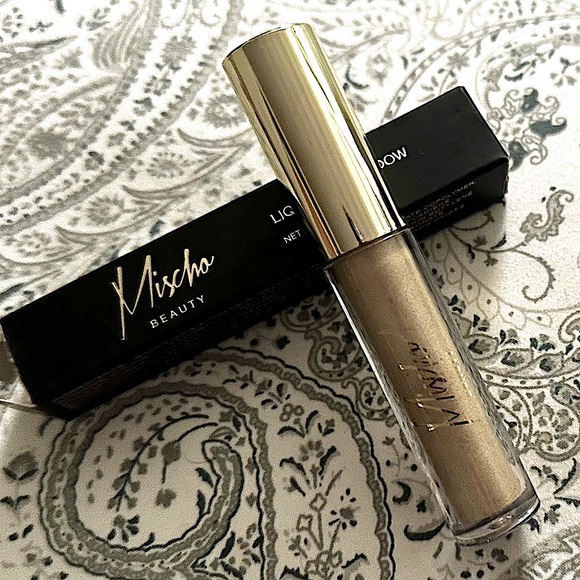 NIB~Mischo Beauty Liquid Gold Eyeshadow - Picture 1 of 7
